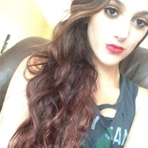 Meet your Posher, Candace